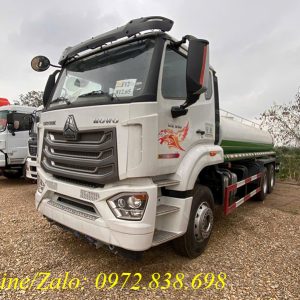 Xe phun nước rửa đường 13 khối Howo NX310
