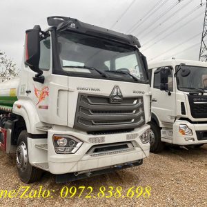 Xe phun nước rửa đường Howo 13 khối