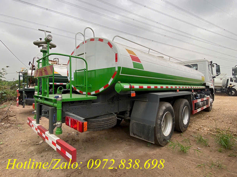Xe rửa đường tưới cây 13 khối Howo NX310
